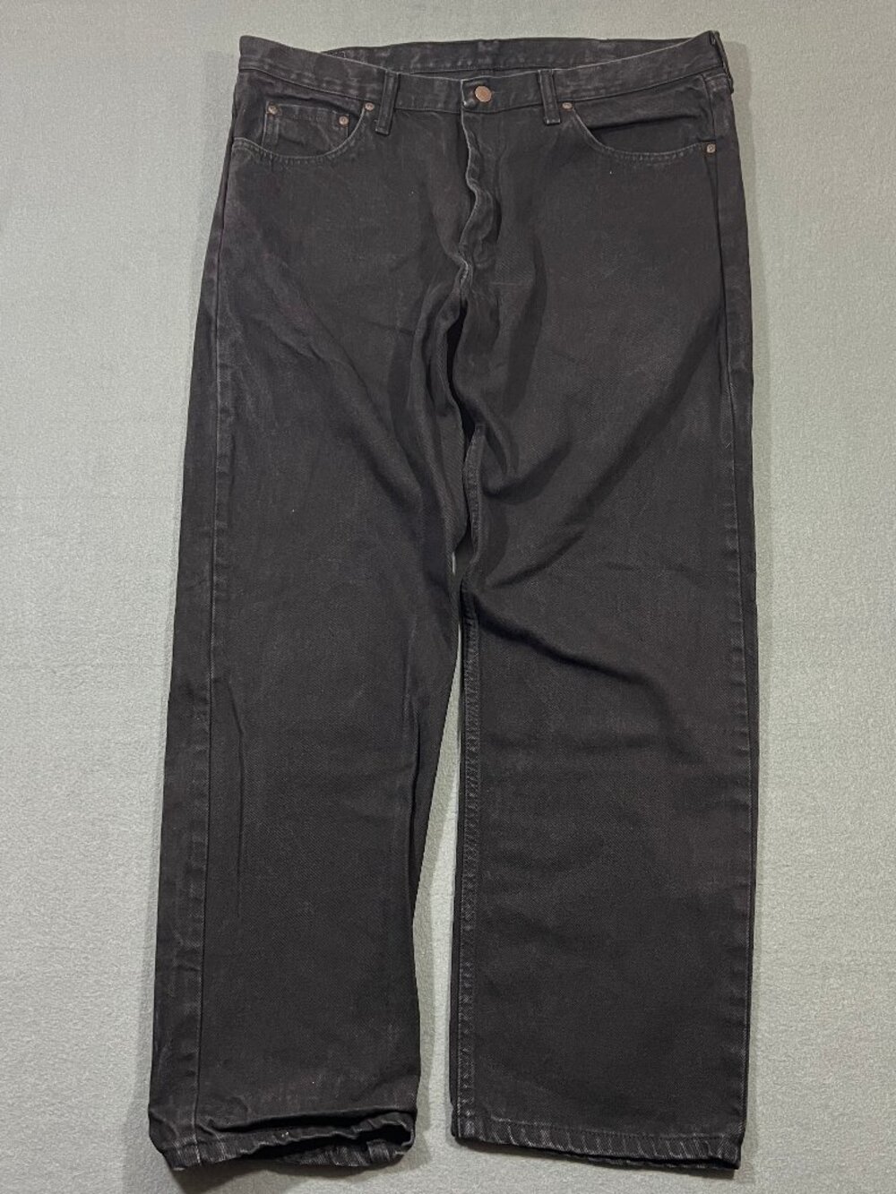 Wrangler Black Relaxed Fit Straight Leg Denim Jeans 38x29 38 x 29